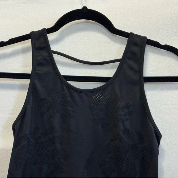 Sweaty Betty Black Tank Top Women's Sz XS Performance Running Yoga Seamless Mesh - Picture 4 of 7